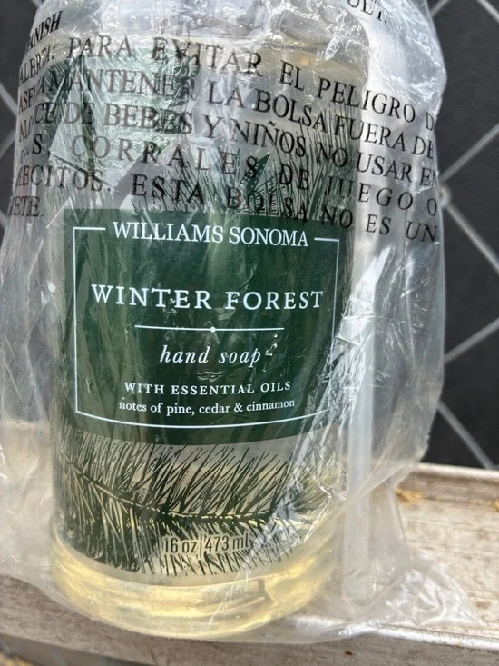 Williams Sonoma Winter Forest Hand Soap 16oz New With Pump - Picture 2 of 6